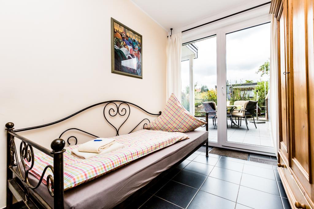 Design Apartment In Koeln Mit Terrasse Room photo